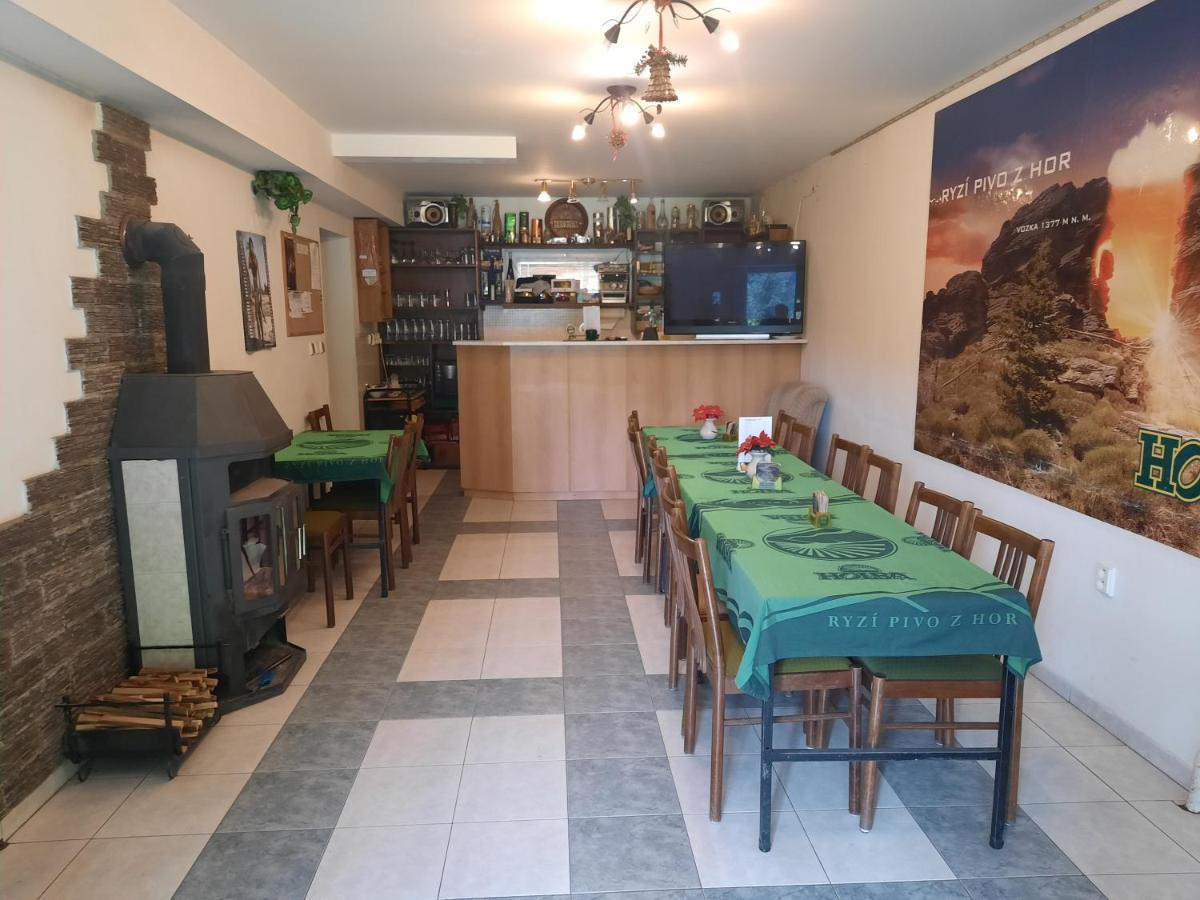 Staré Město Penzion Pod Paprskem酒店 外观 照片
